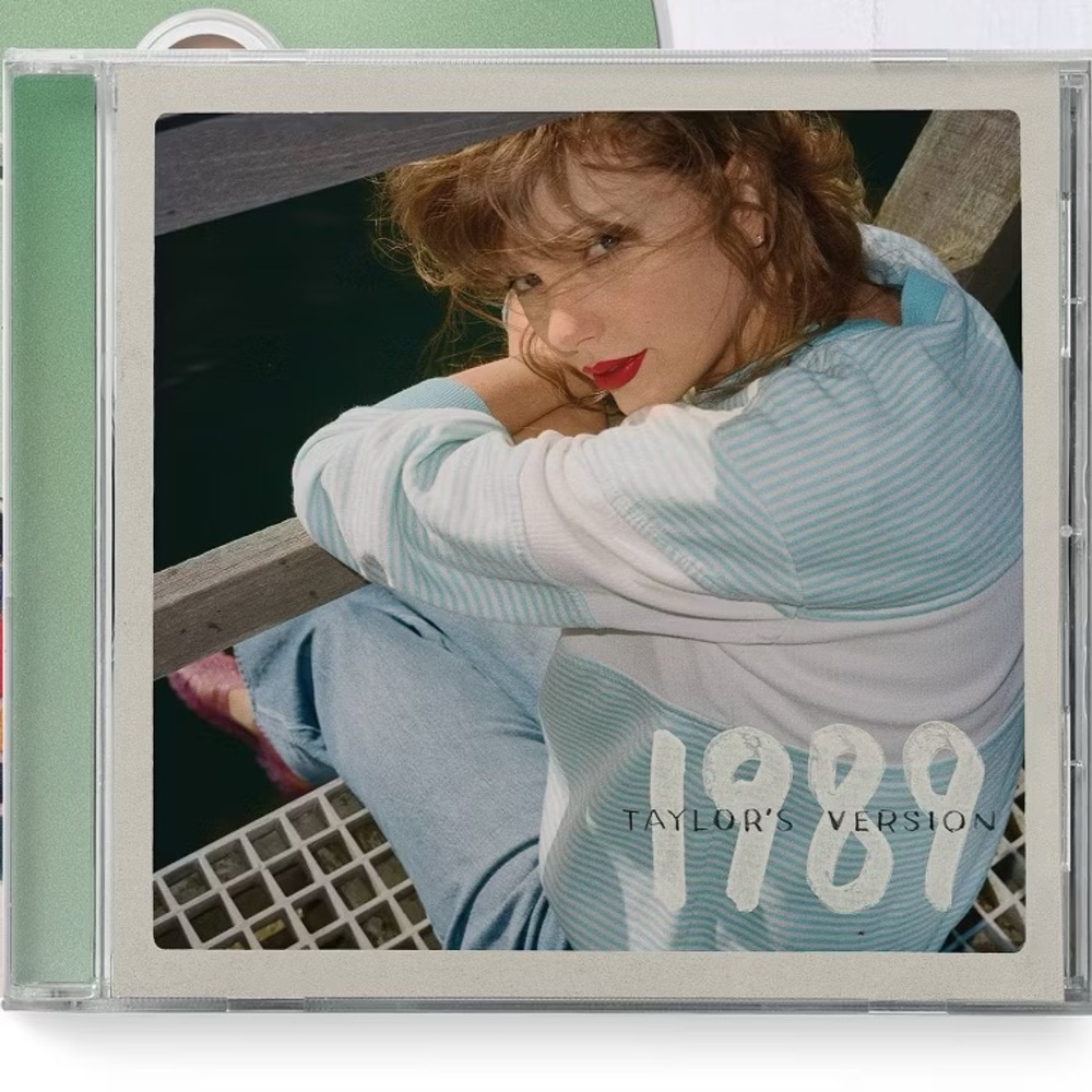 Taylor Swift 1989 (Taylor’s Version) Aquamarine Green Edition with Polaroids